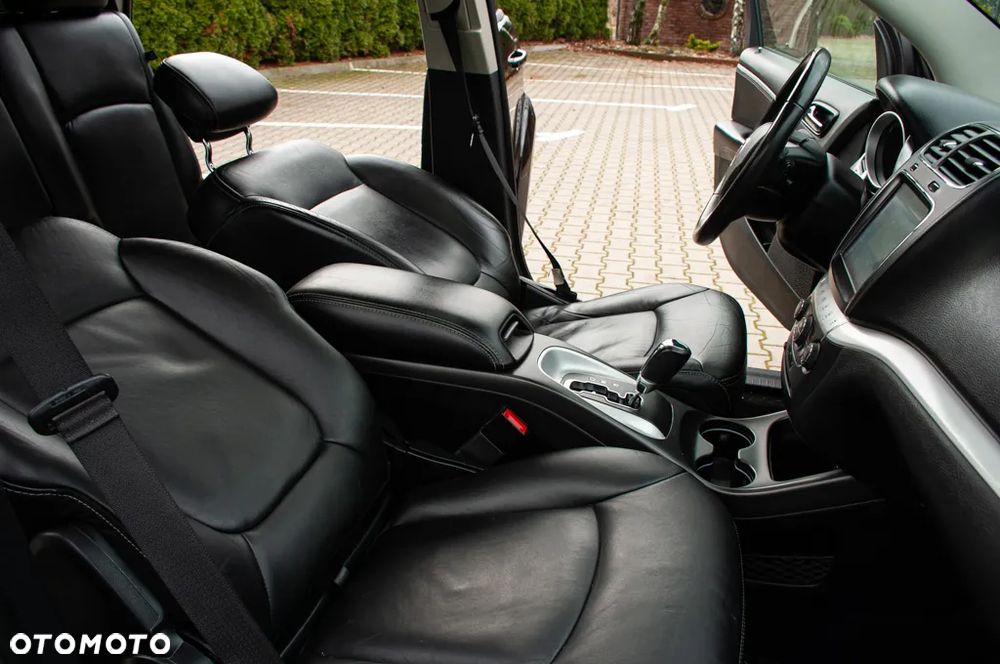 Fiat Freemont 2.0 Multijet 16V DPF Automatik Allrad Black Code - 29