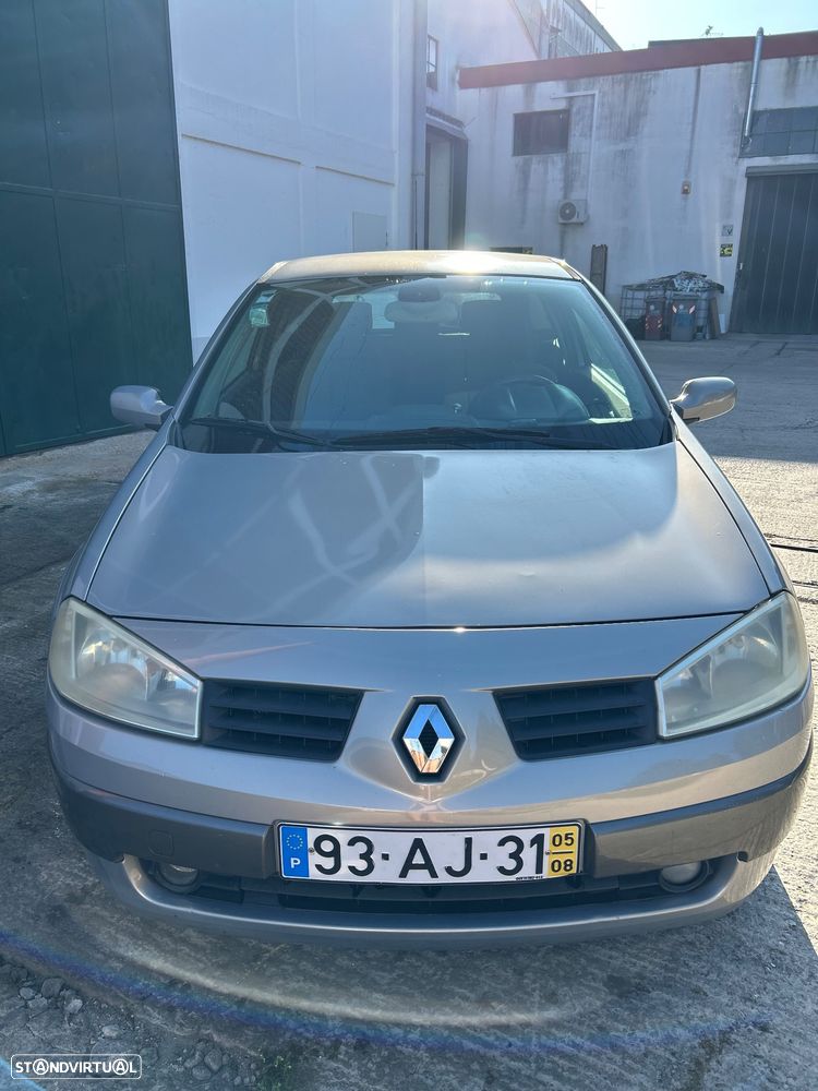 Renault Mégane 1.5 dCi Confort - 5
