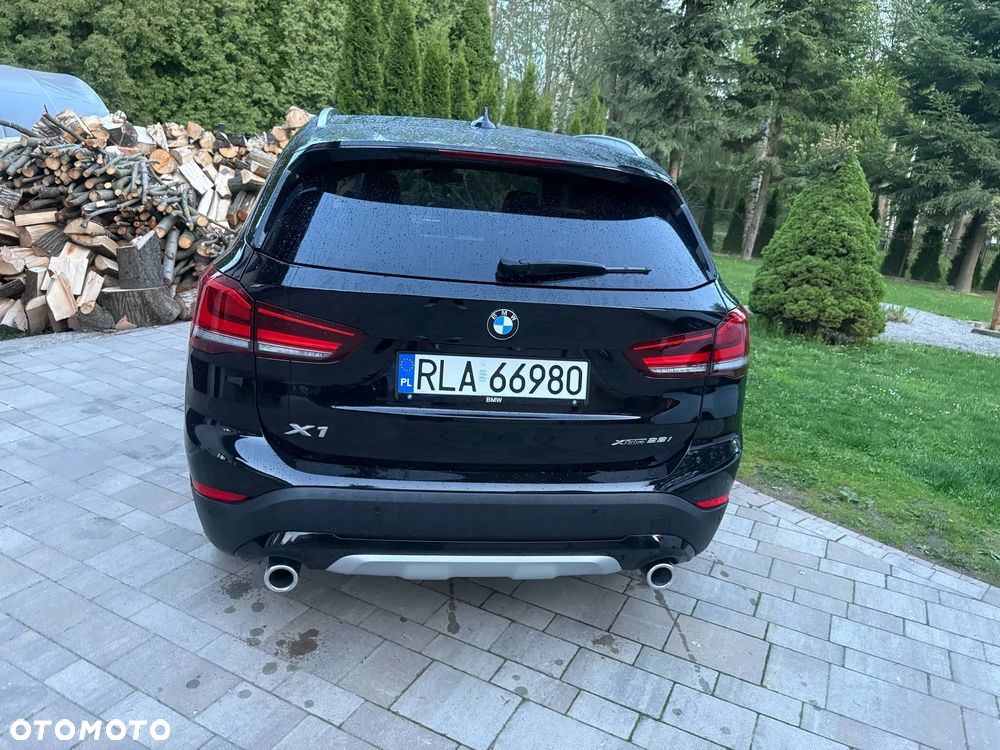 BMW X1 - 11
