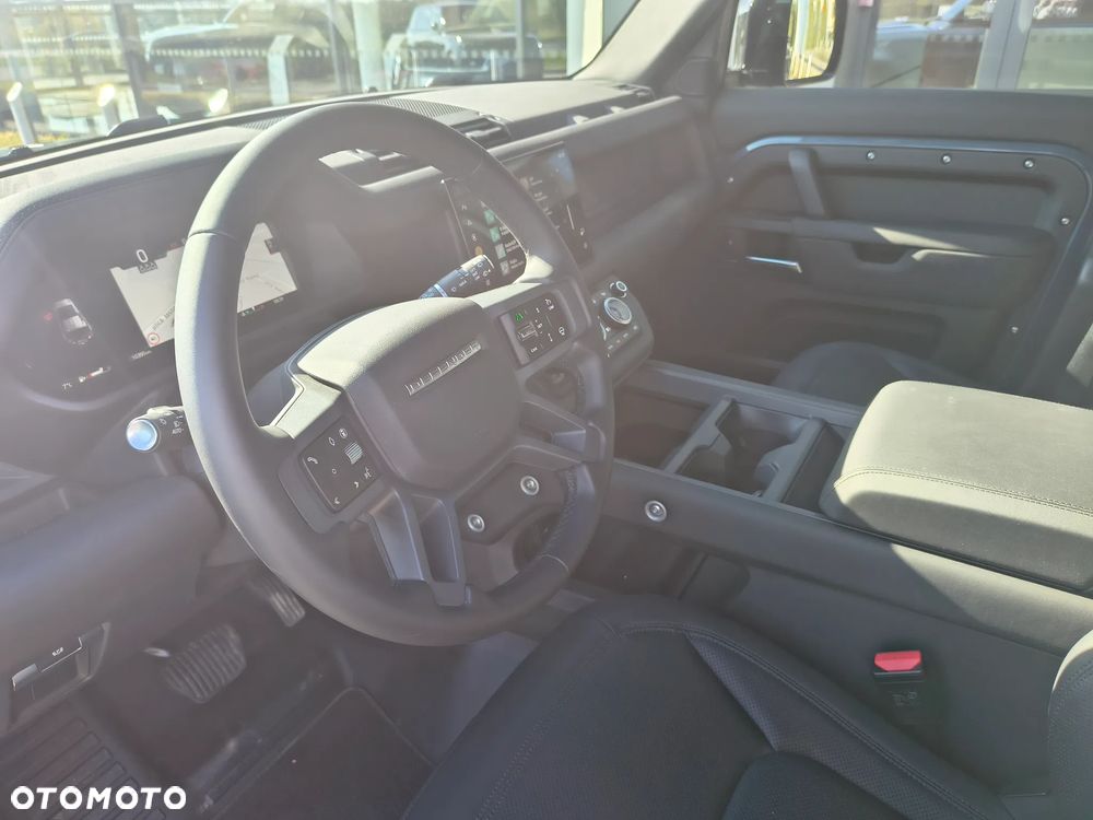 Land Rover Defender 3.0 D250 mHEV X-Dynamic SE - 11