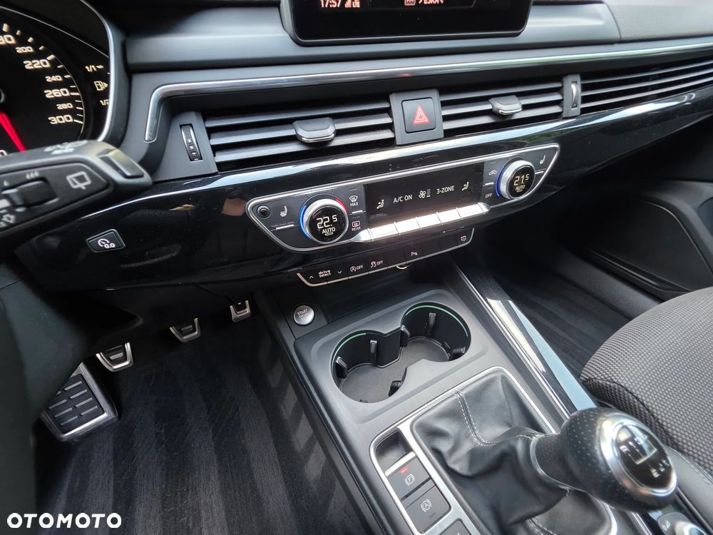 Audi A4 Avant 2.0 TFSI ultra Sport - 22