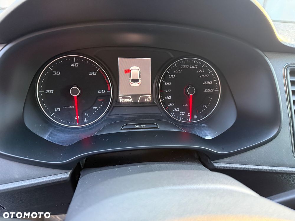 Seat Leon 2.0 TDI FR S&S DSG EU6 - 10