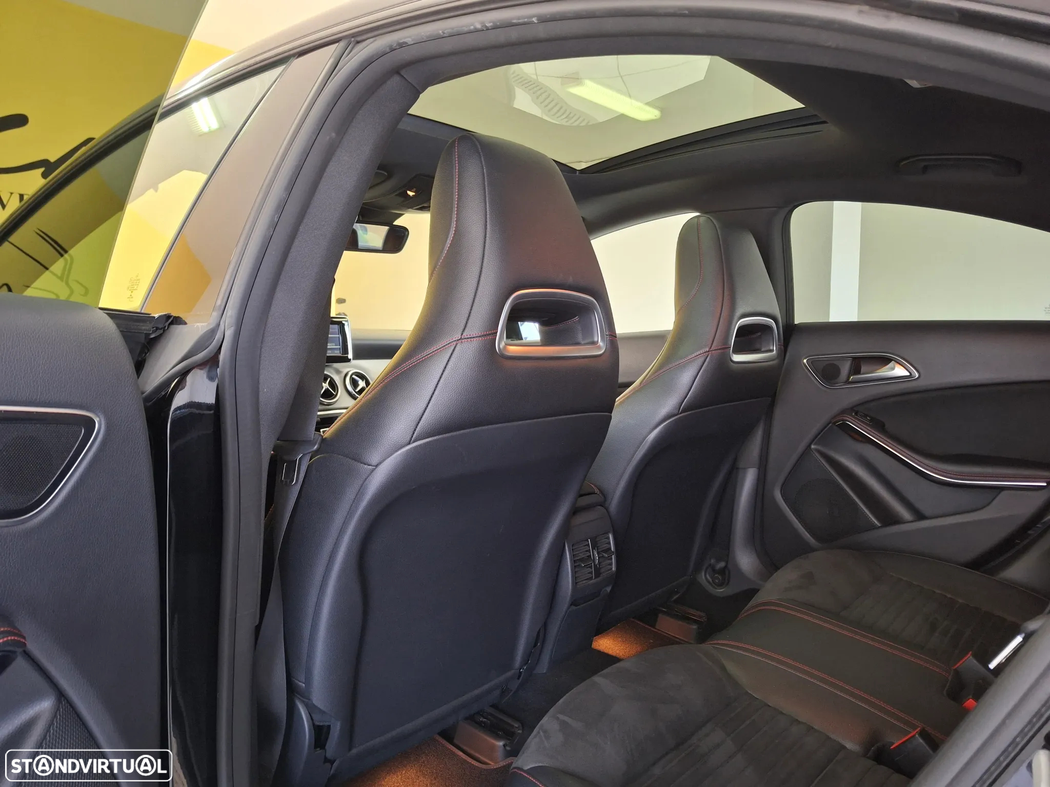 Mercedes-Benz CLA 220 - 9
