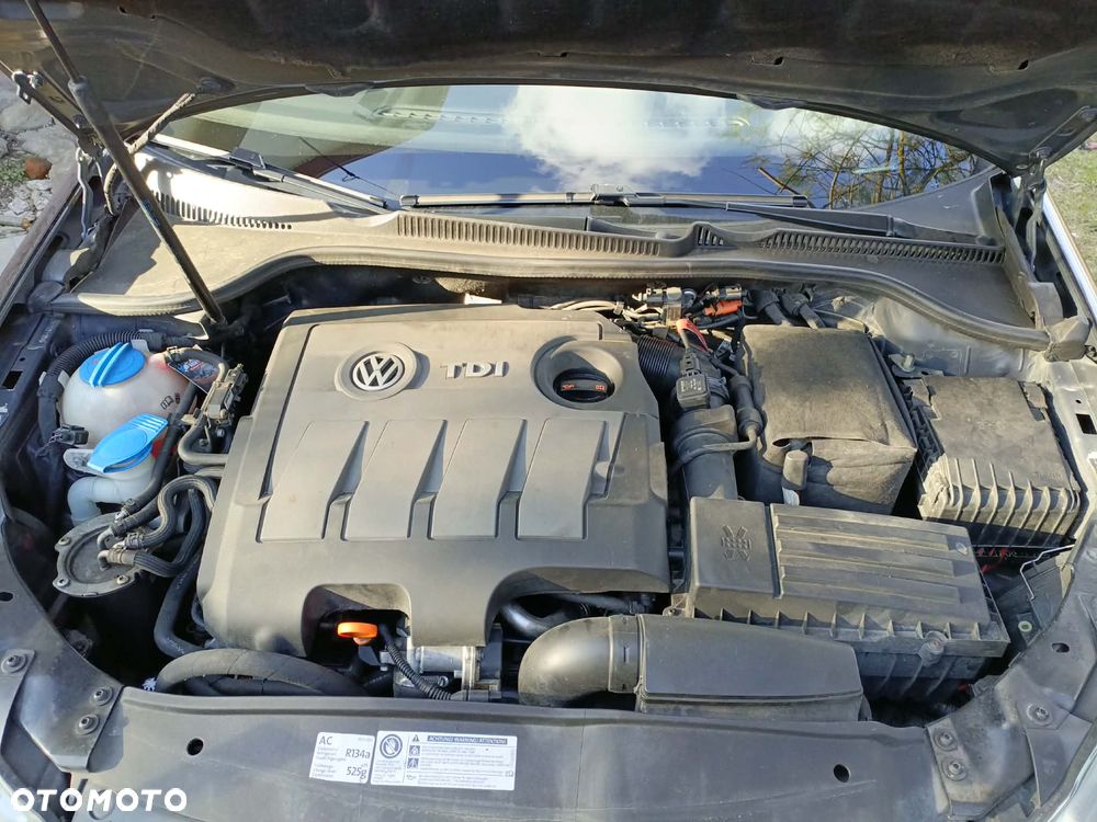 Volkswagen Golf 1.6 TDI DPF Style - 5