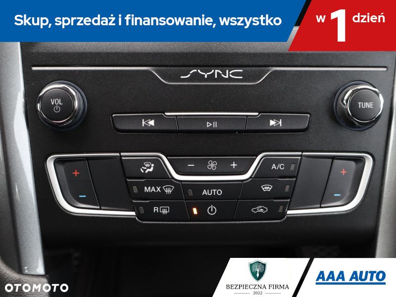 Ford Mondeo - 17