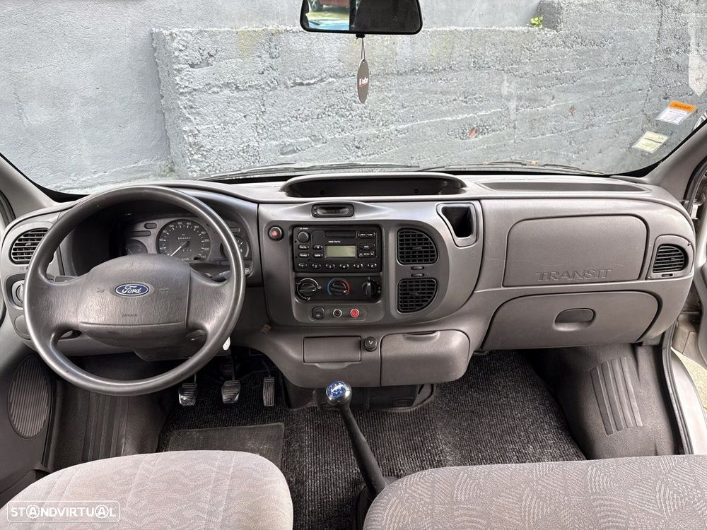 Ford Transit - 9