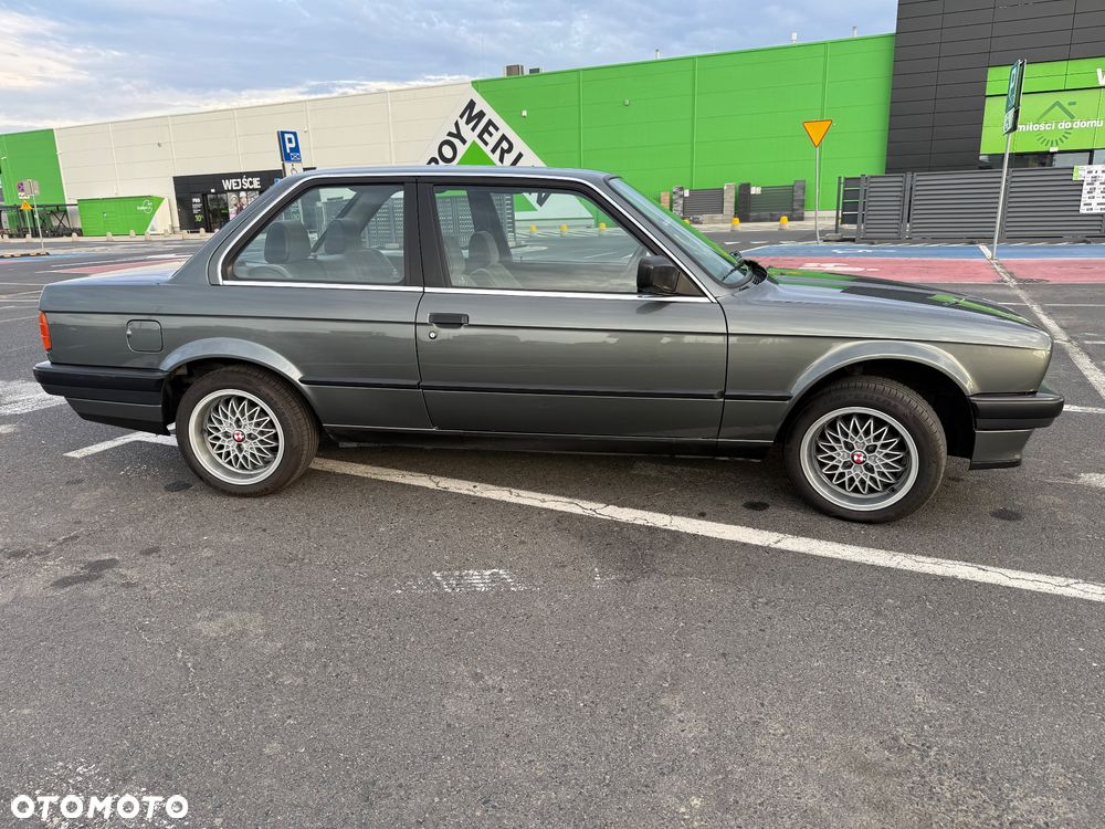 BMW Seria 3 316i - 2
