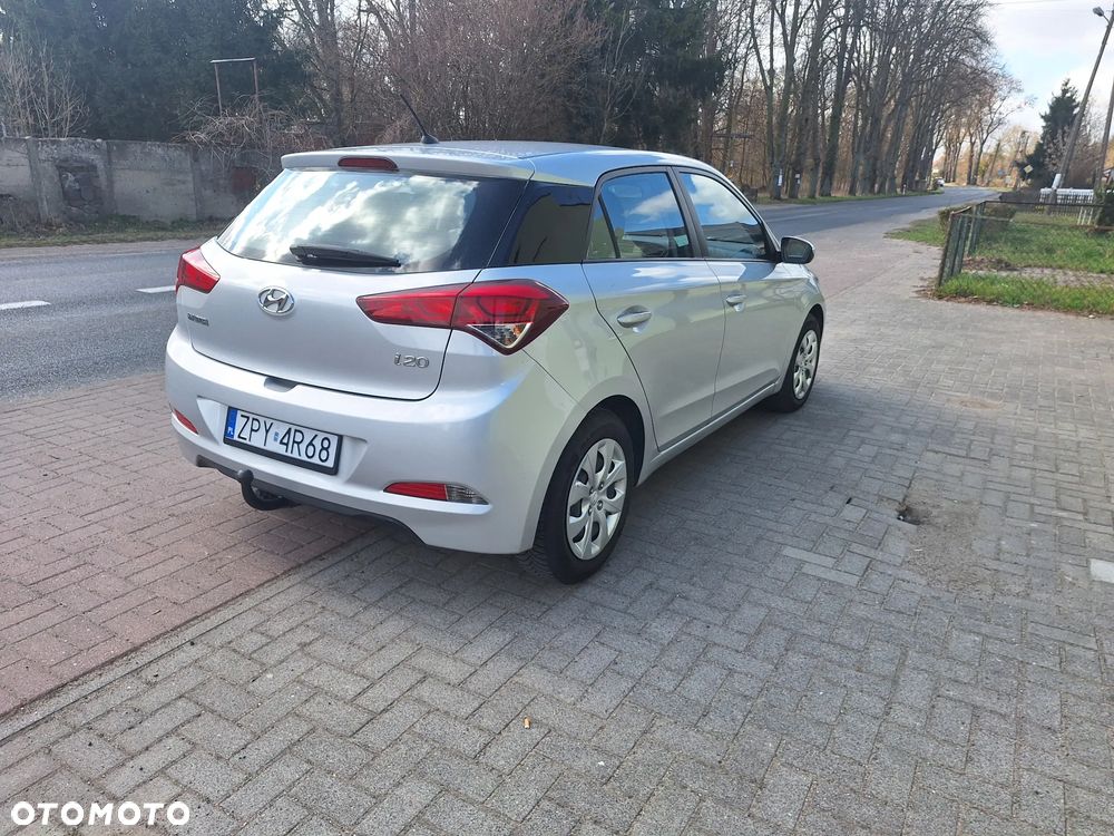 Hyundai i20 blue 1.2 Classic - 3