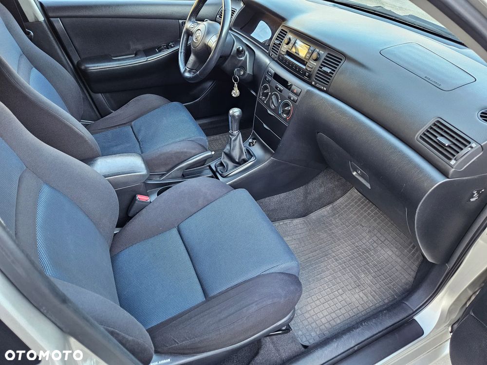 Toyota Corolla 1.4 VVT-i Terra Polaris - 16