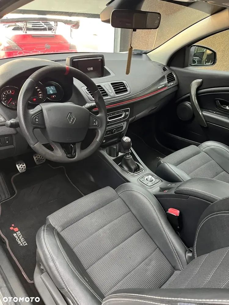 Renault Megane 220 GT - 5