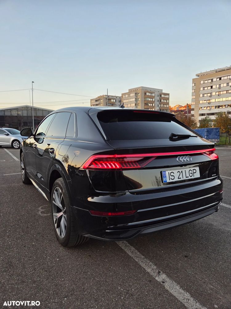 Audi Q8 55 TFSIe quattro tiptronic - 17