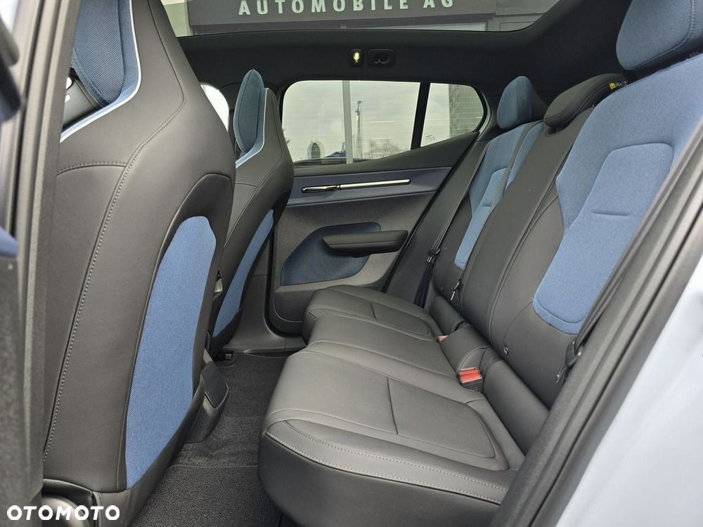 Volvo EX30 - 12