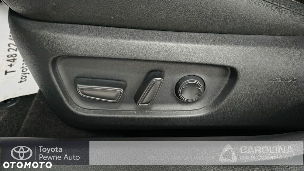 Toyota Camry - 16