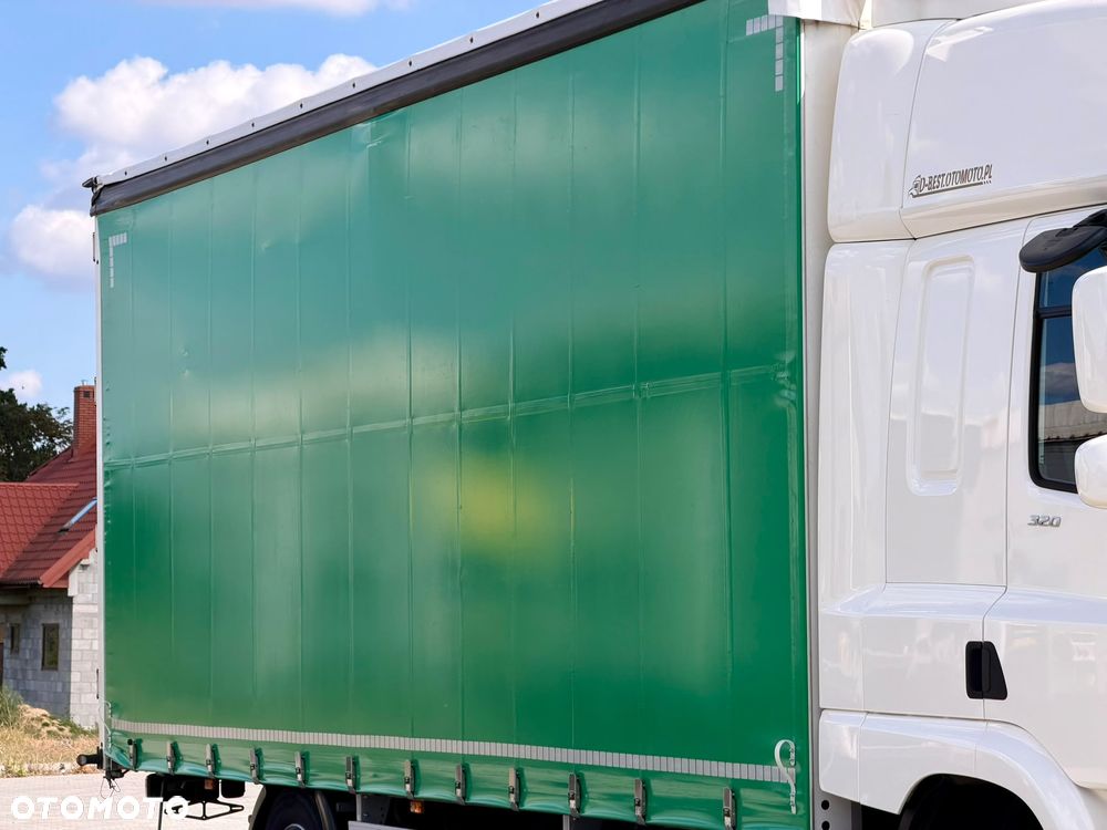 DAF CF 320 / FIRANKA / 18 EUROPALET / 280 TYŚ KM / AUTOMAT / SYPIALKA / DACH ZSUWANY / 2018 ROK - 15