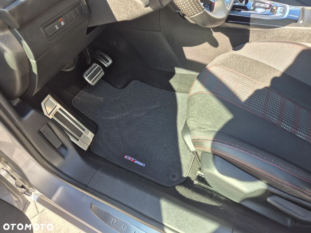 Peugeot 308 PureTech 130 GPF EAT8 Stop & Start GT Pack - 25