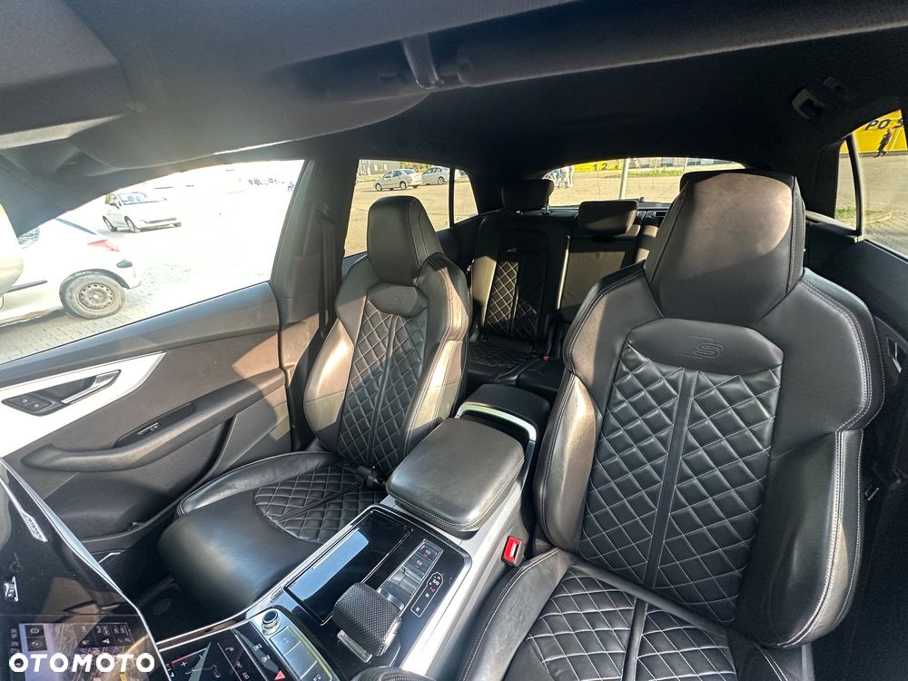 Audi Q8 - 14