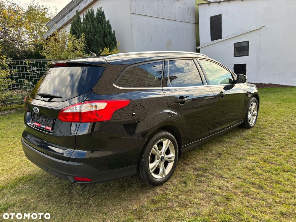 Ford Focus Turnier 1.6 Ti-VCT Champions Edition - 4