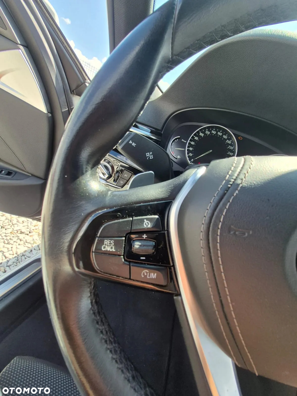 BMW Seria 5 520d Sport Line - 27