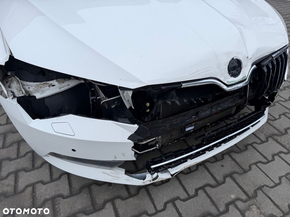 Skoda Superb 2.0 TDI Style DSG - 14