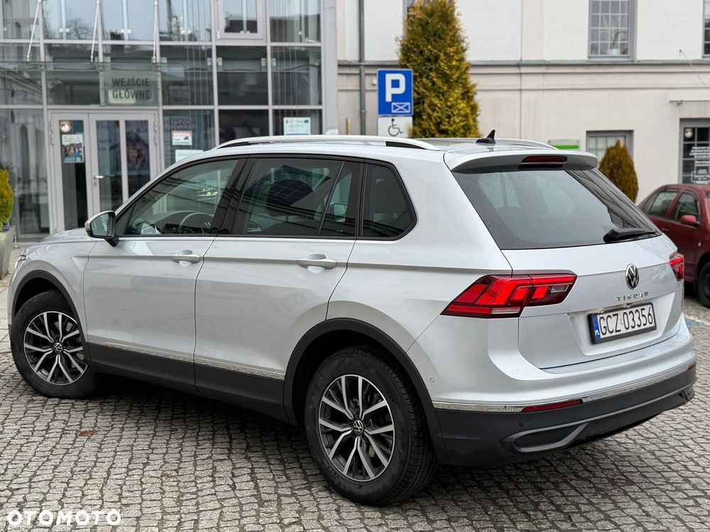 Volkswagen Tiguan 2.0 TDI SCR DSG Elegance - 4