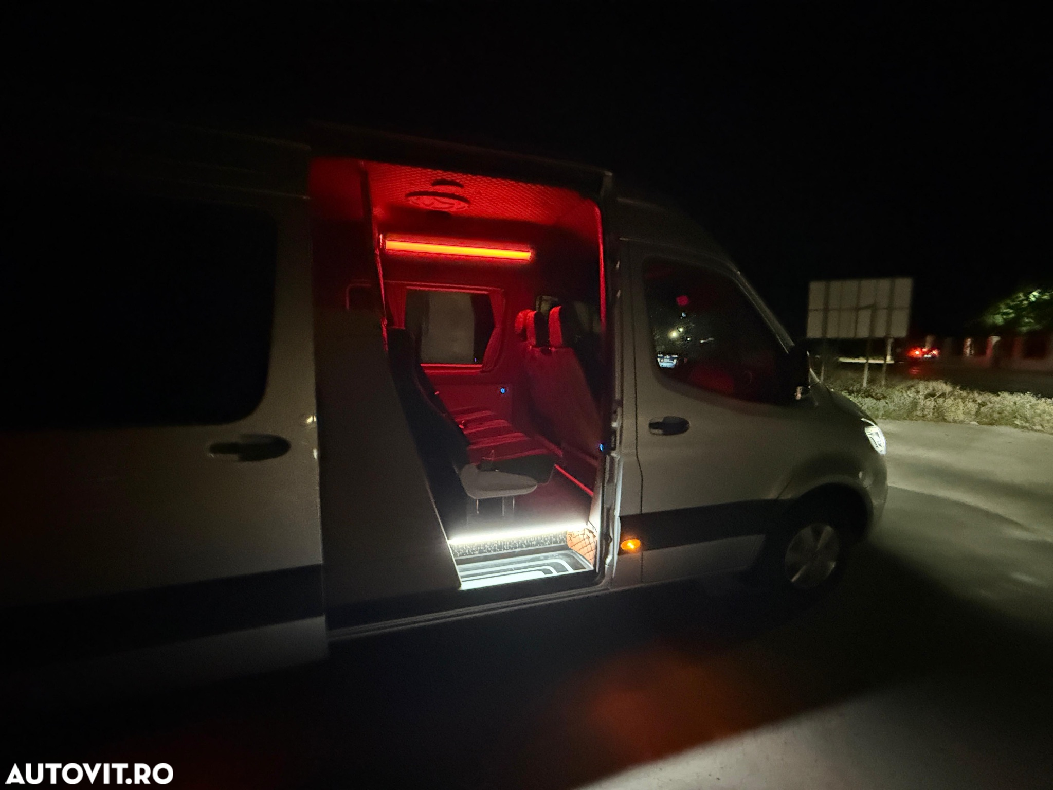 Mercedes-Benz Sprinter - 13
