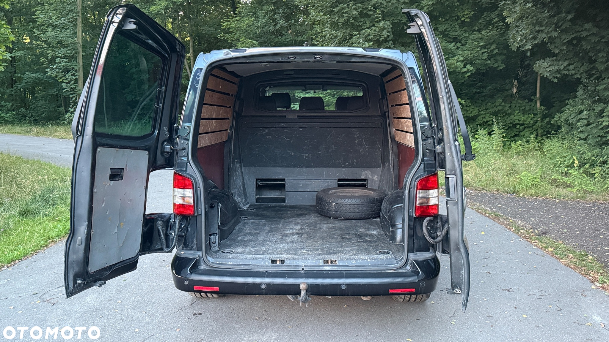 Volkswagen Transporter - 11