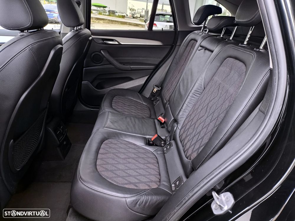 BMW X1 16 d sDrive Line Sport - 9