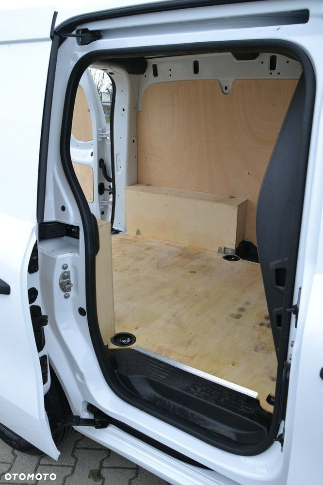 Nissan Townstar - 23