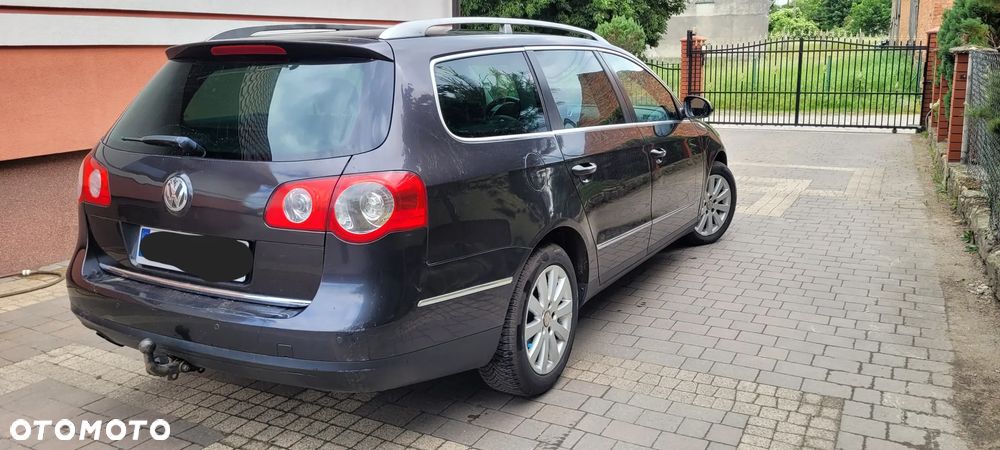 Volkswagen Passat 2.0 TDI Individual Chrom - 3