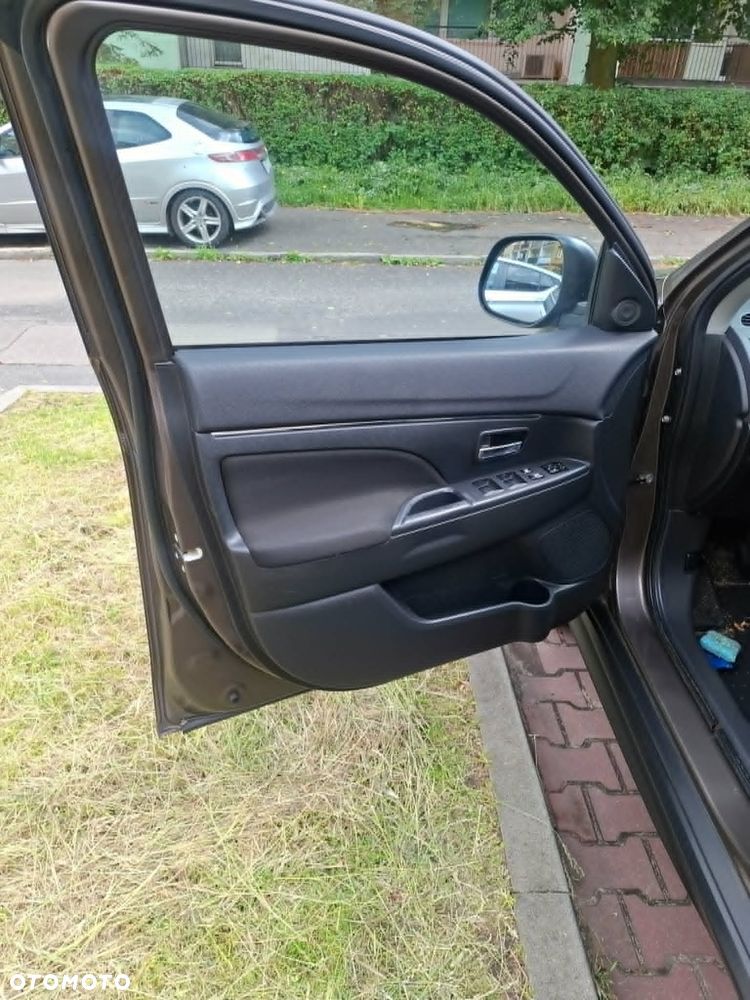 Mitsubishi ASX 1.6 Active - 11