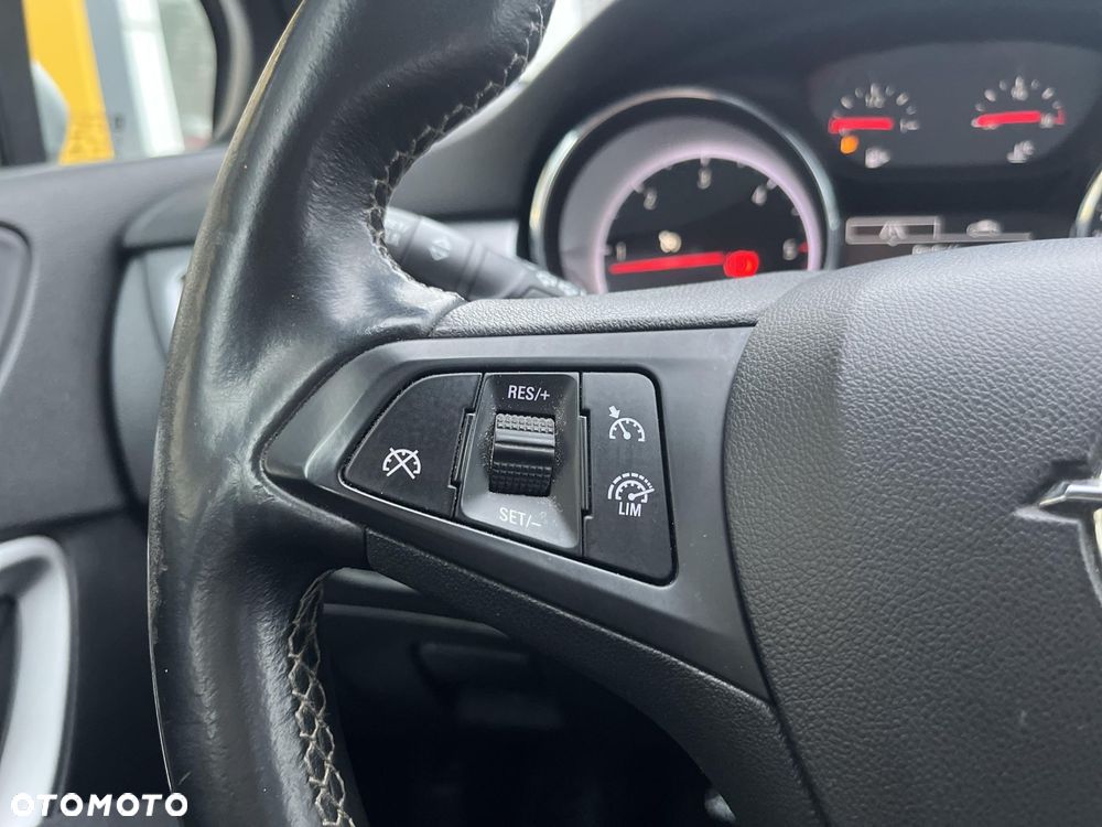 Opel Astra 1.6 CDTI Enjoy - 26