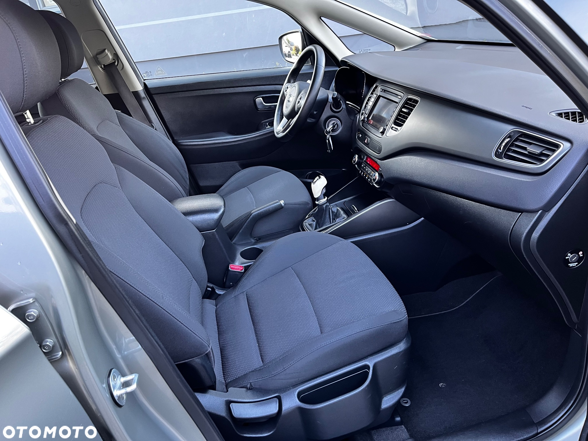 Kia Carens 1.7 CRDi L - 20