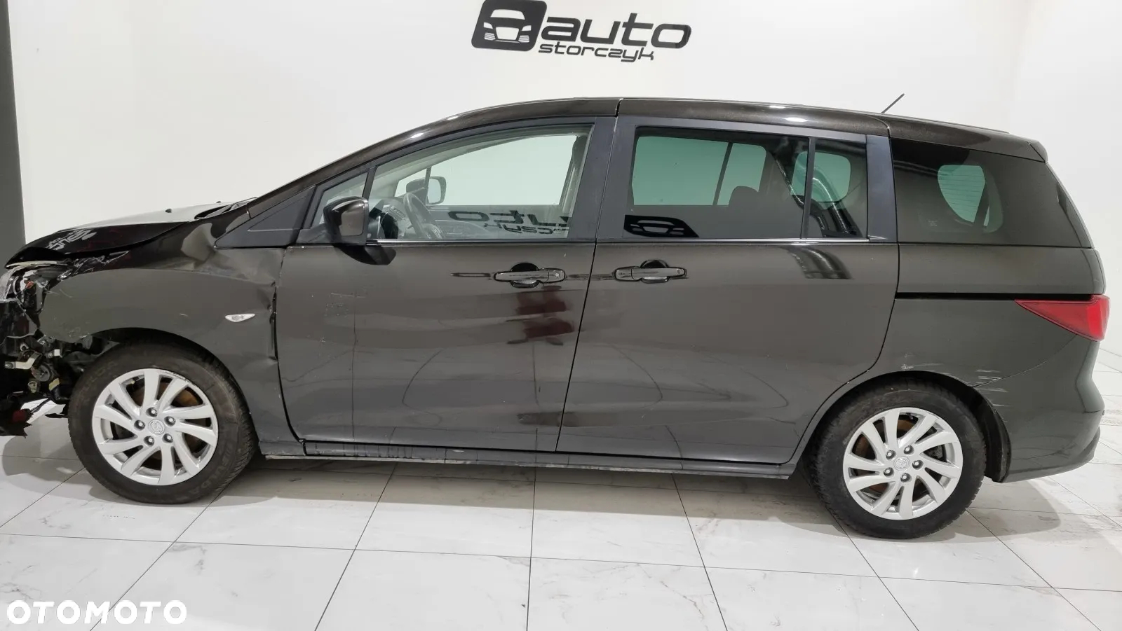 Mazda 5 - 7