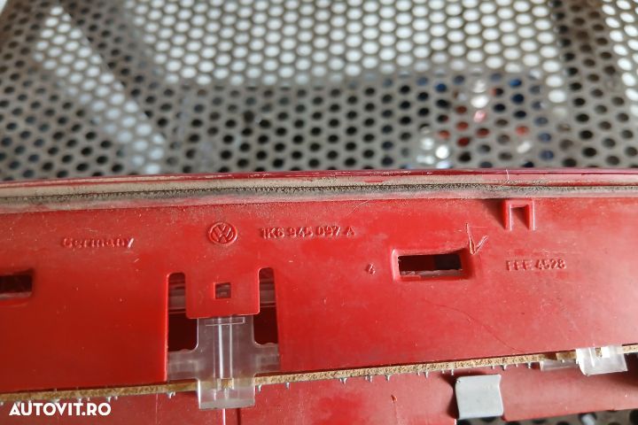 Lampa stop aditionala 1K6945097A 1K6945097A Volkswagen VW Tiguan 1 5N - 3