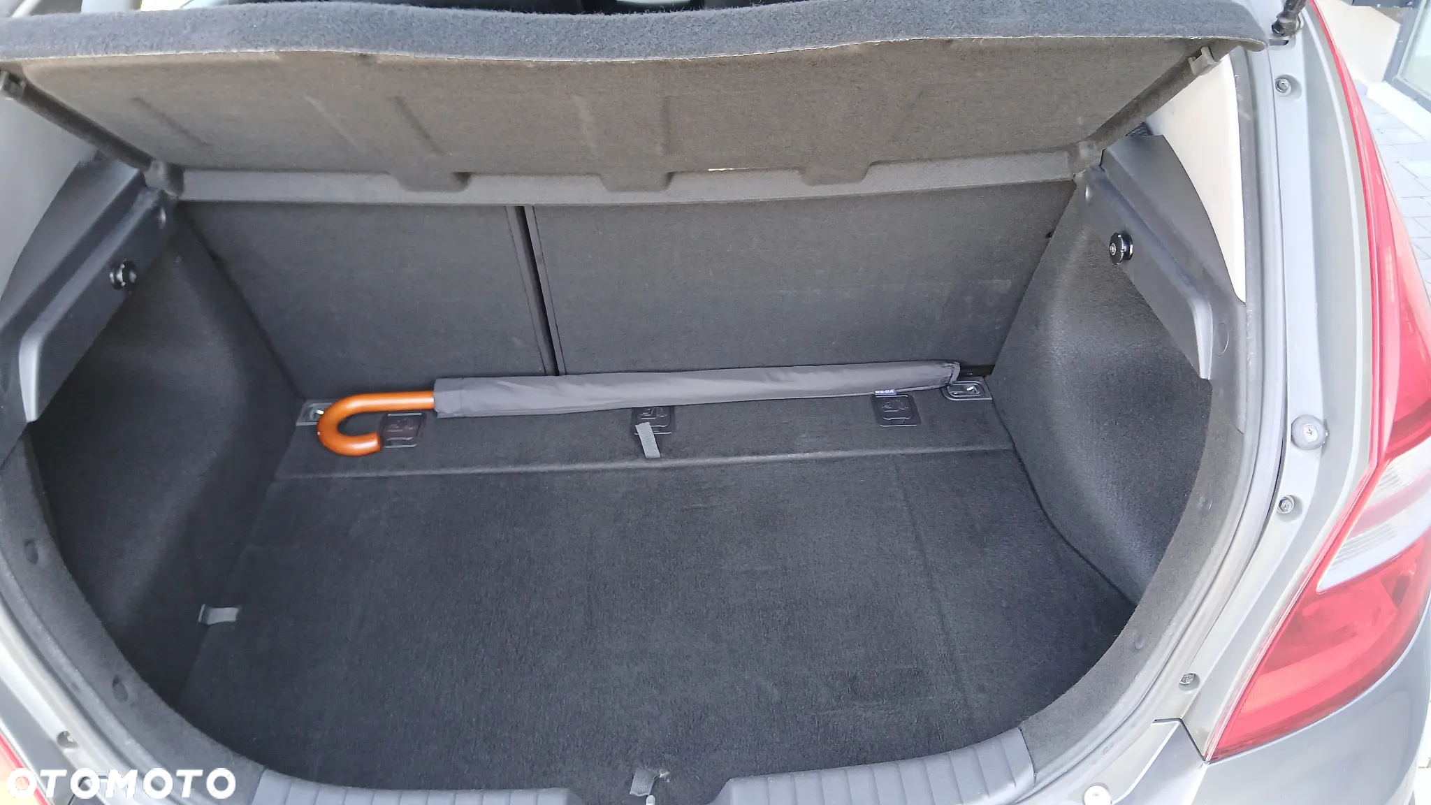 Hyundai i30 1.4 Comfort - 10