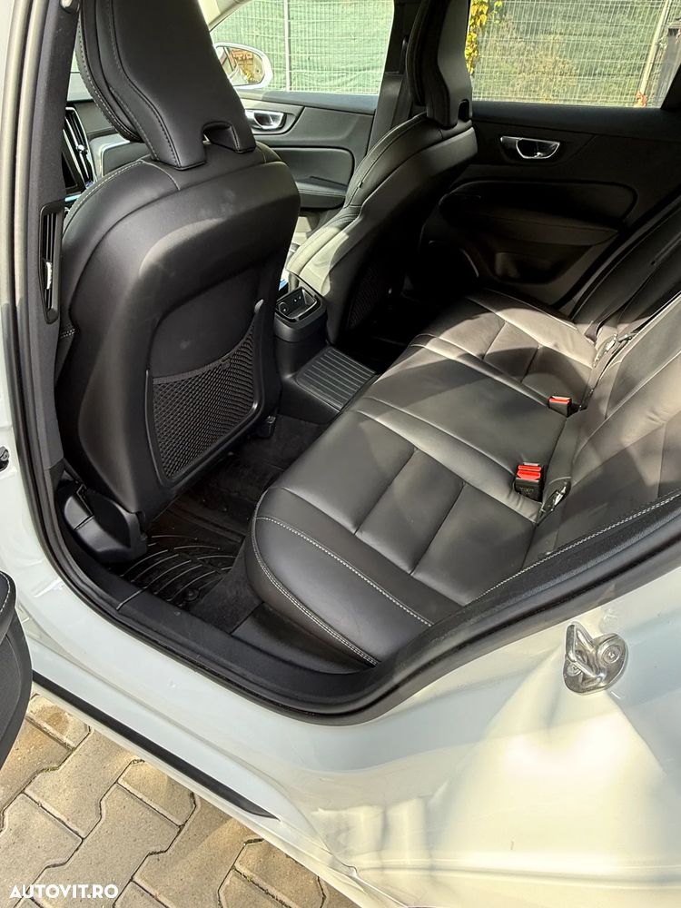 Volvo V60 - 10