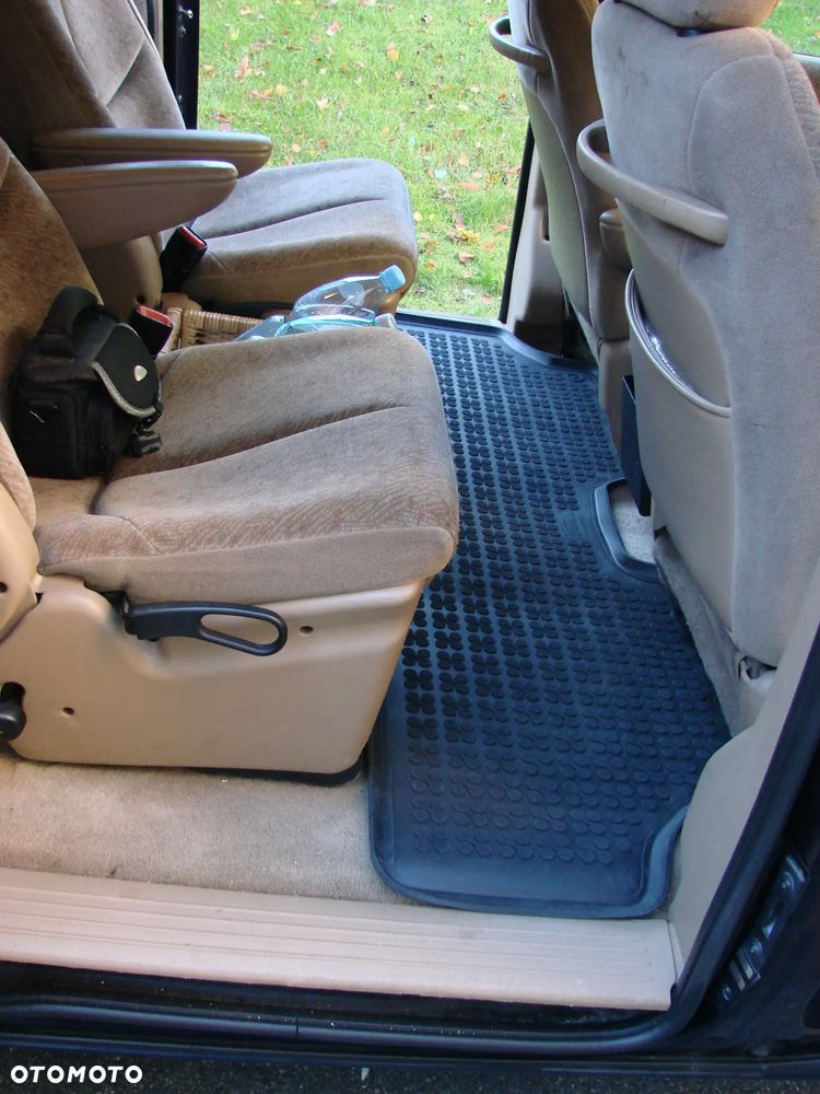 Chrysler Grand Voyager SE 3.3L - 8