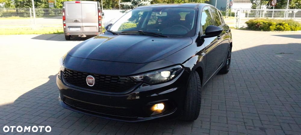 Fiat Tipo 1.4 T-Jet 16v Sport - 1