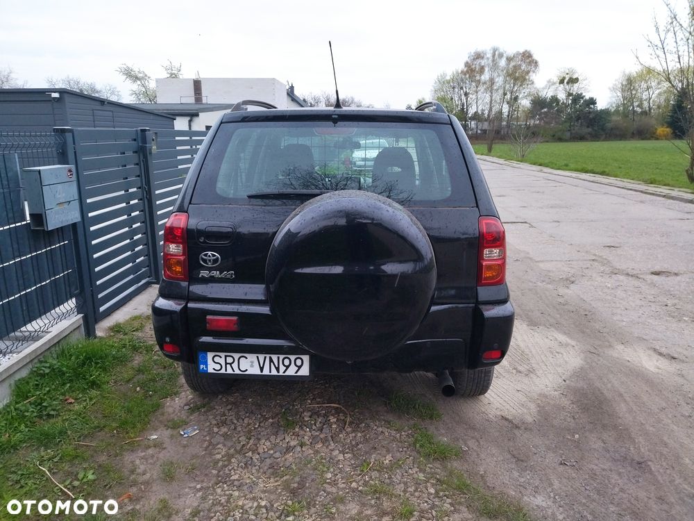 Toyota RAV4 - 4