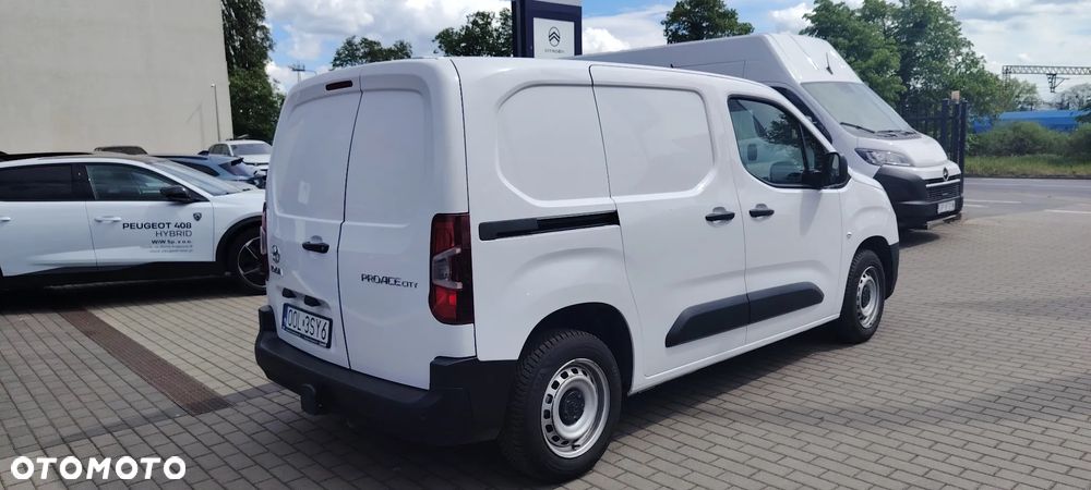 Toyota Pro Ace - 3