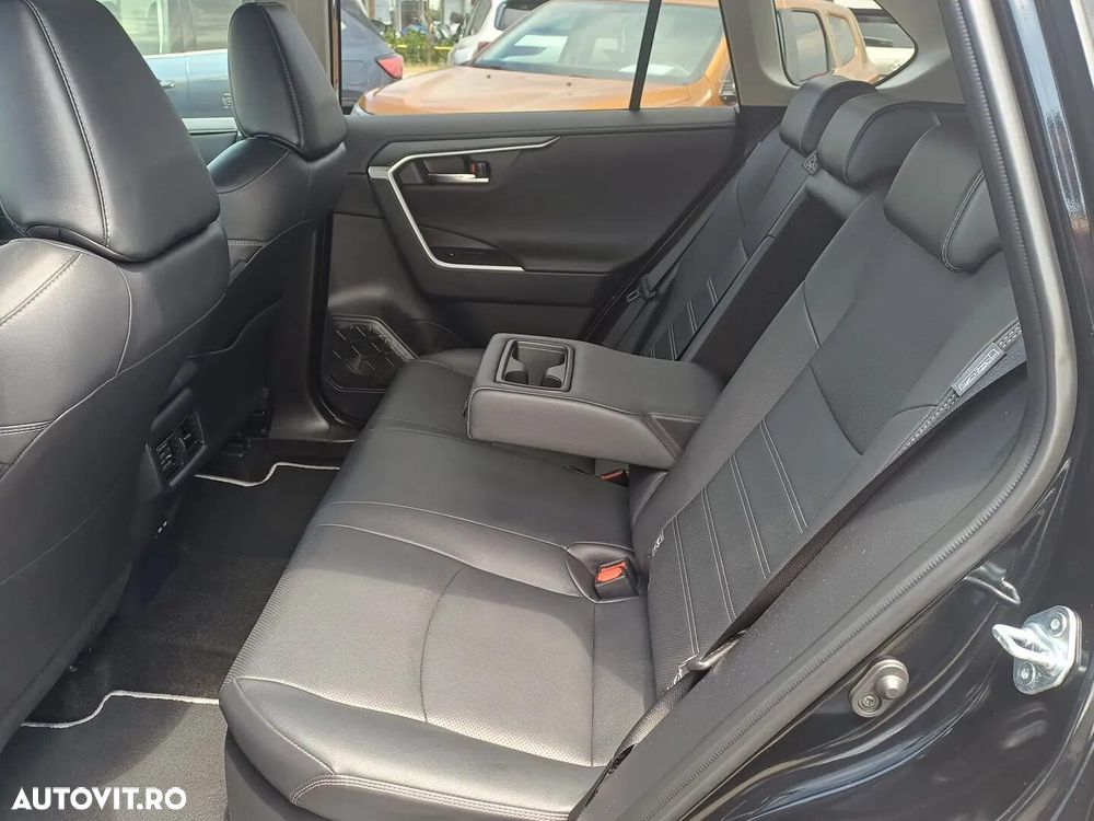 Toyota RAV4 2.5 VVT-iE 4x4 Luxury Premium - 11