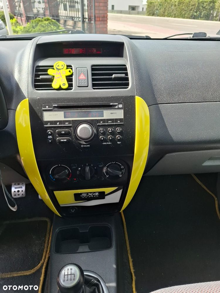 Suzuki SX4 1.9 DDiS DPF 4x2 Comfort - 16