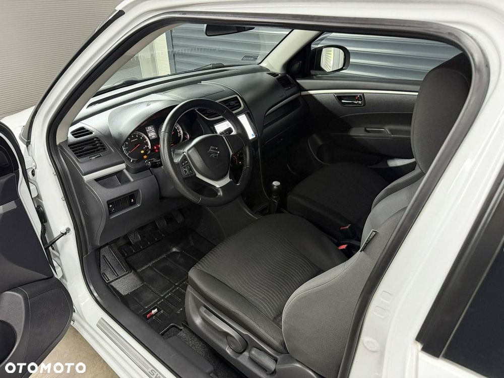 Suzuki Swift - 11