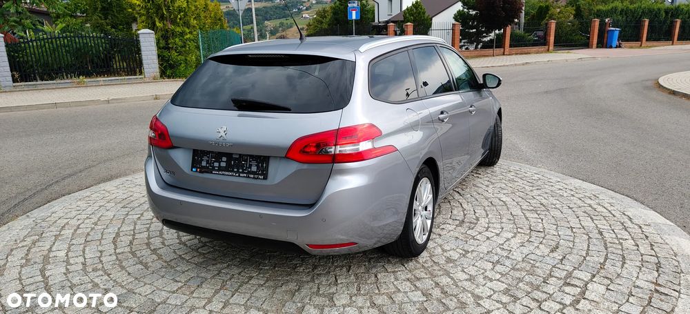Peugeot 308 - 6