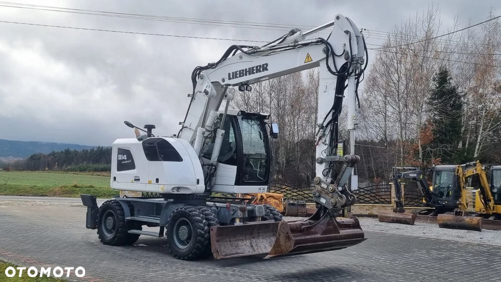 Liebherr A914/ Maszyna sprowadzona/ - 18