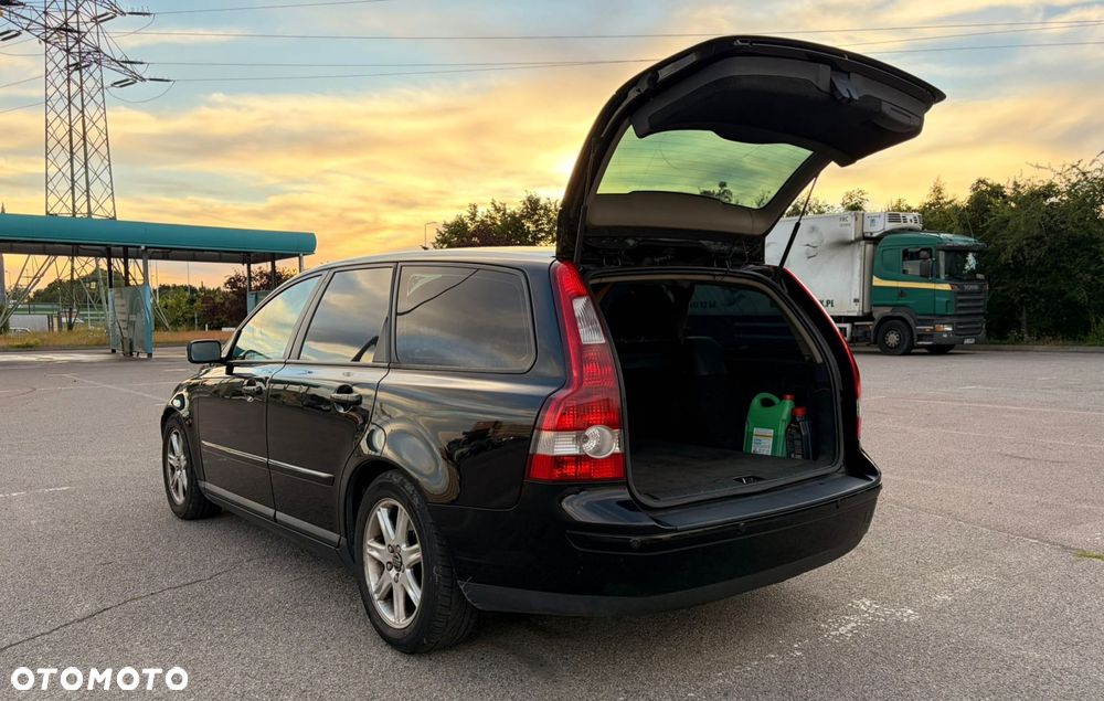 Volvo V50 - 2