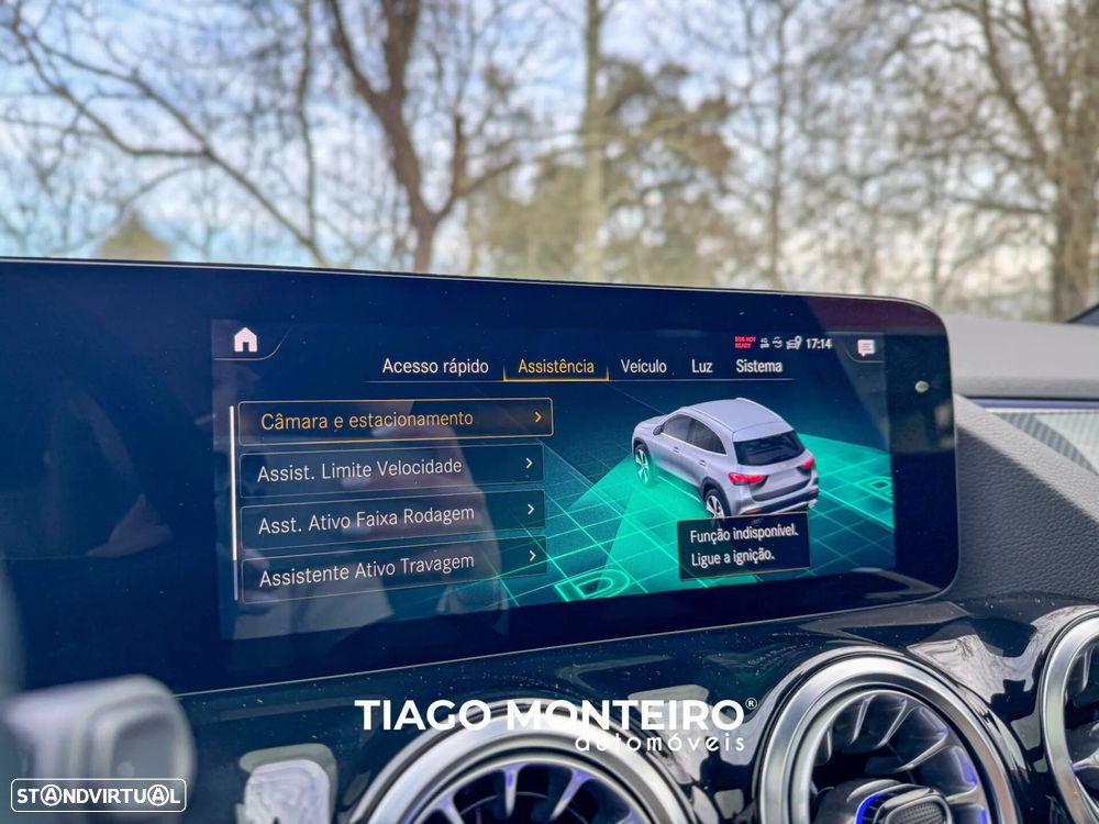 Mercedes-Benz GLA 250 e AMG Line - 55