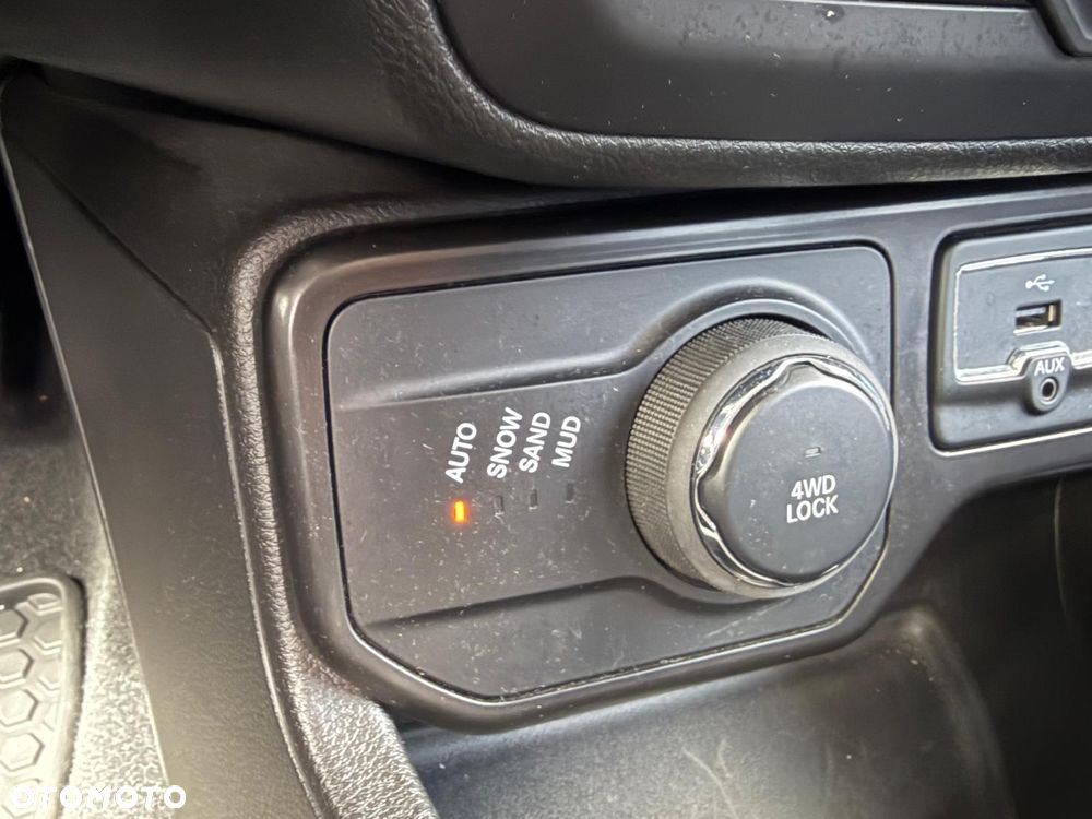 Jeep Renegade 1.3 GSE T4 Turbo S 4x4 S&S - 28