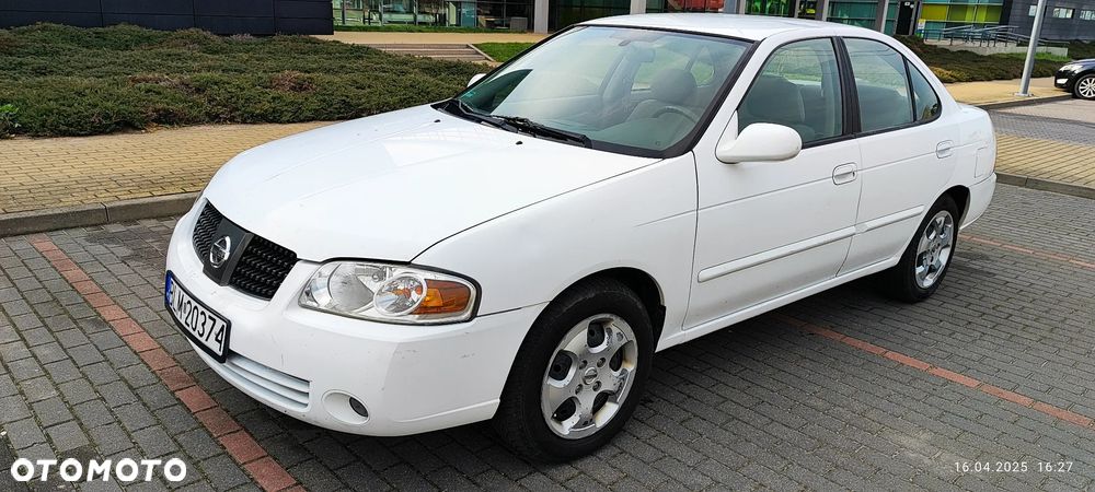 Nissan Sentra - 1