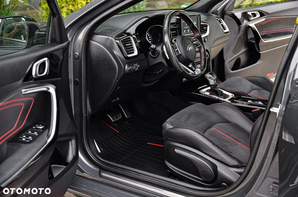 Kia Ceed 1.6 T-GDI DCT7 OPF GT - 26